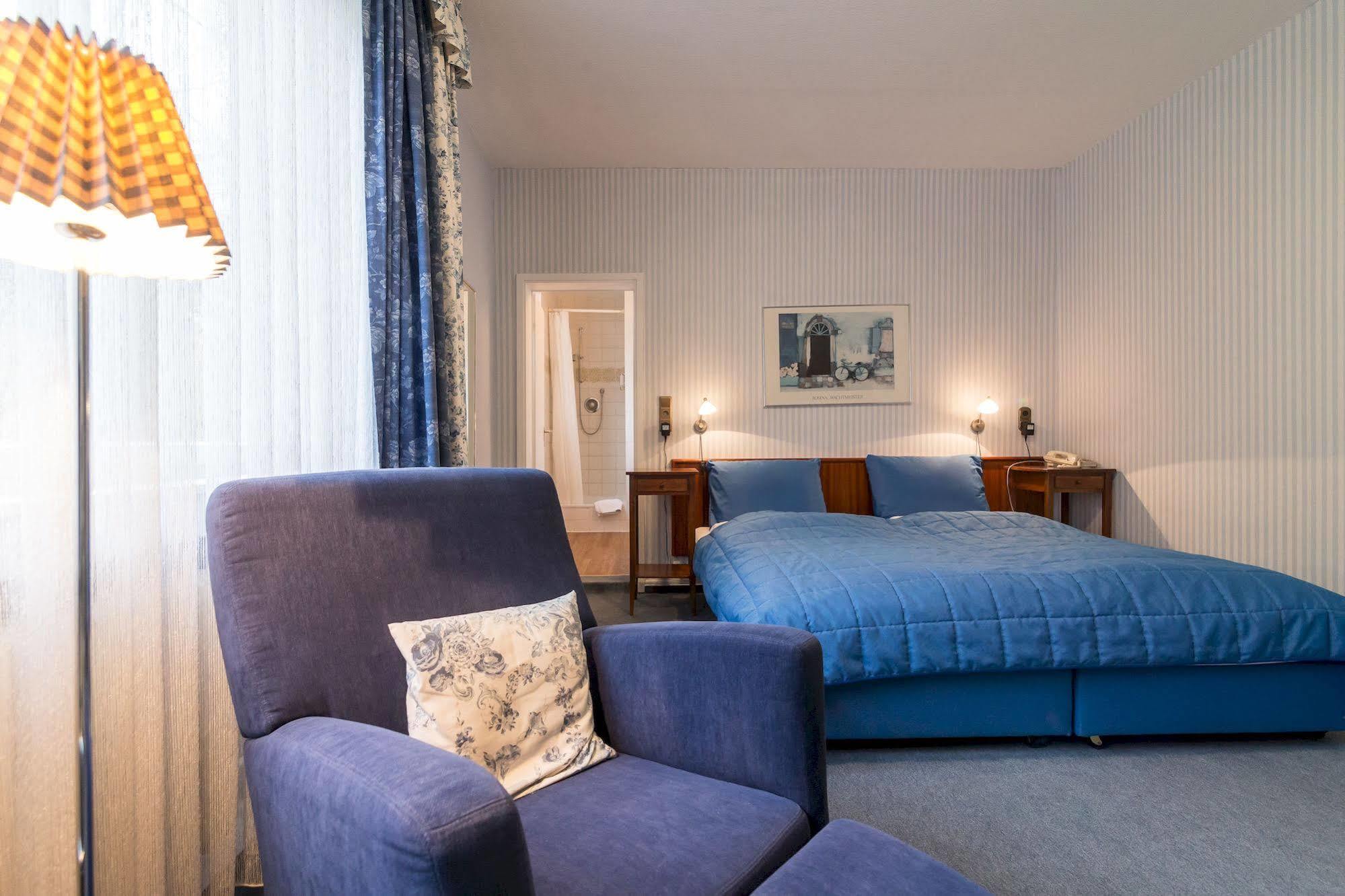 Thermen Hotel & Restaurant Bad Soden バート・ゾーデン・アム・タウヌス エクステリア 写真